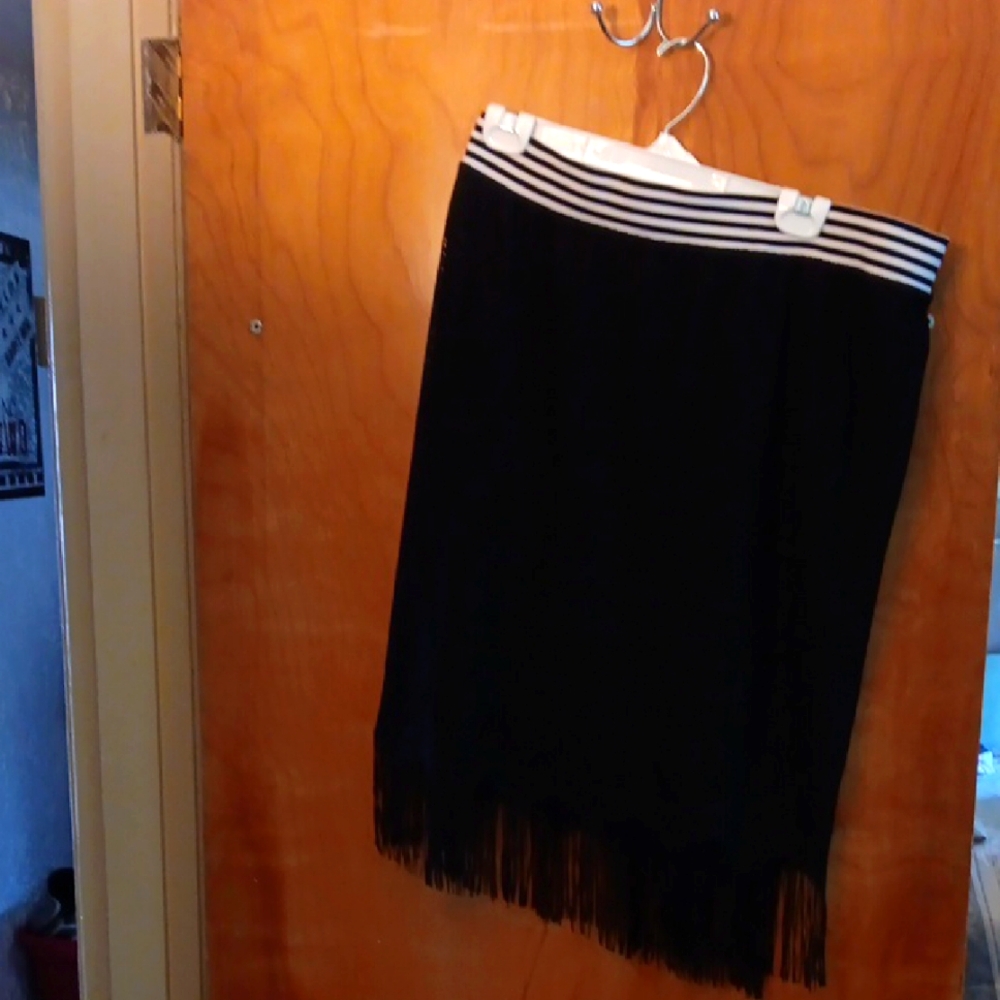 Black and White Midi Pencil Skirt